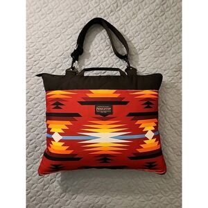 Pendleton Outdoor Packable Blanket Aztec Picnic Tailgate Red Beach Zip Up
